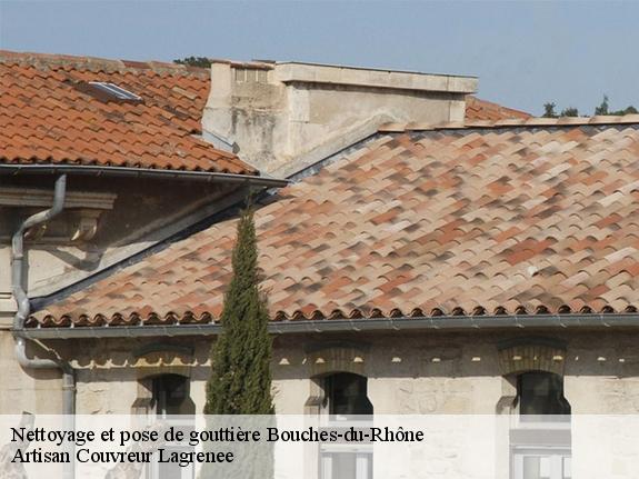 Nettoyage et pose de gouttière 13 Bouches-du-Rhône  Artisan Couvreur Lagrenee