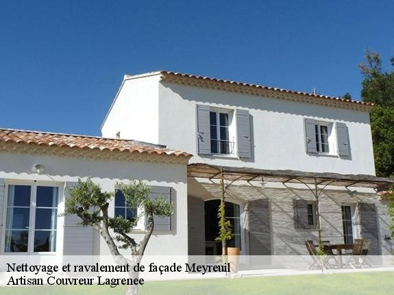 Nettoyage et ravalement de façade  13590